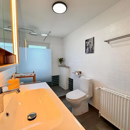 Sky I & Clinics I 4p I 3 Tvs Apartment Bad Oeynhausen